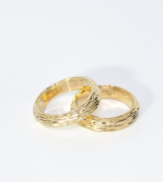 Bague en chêne sans tête 18 carats