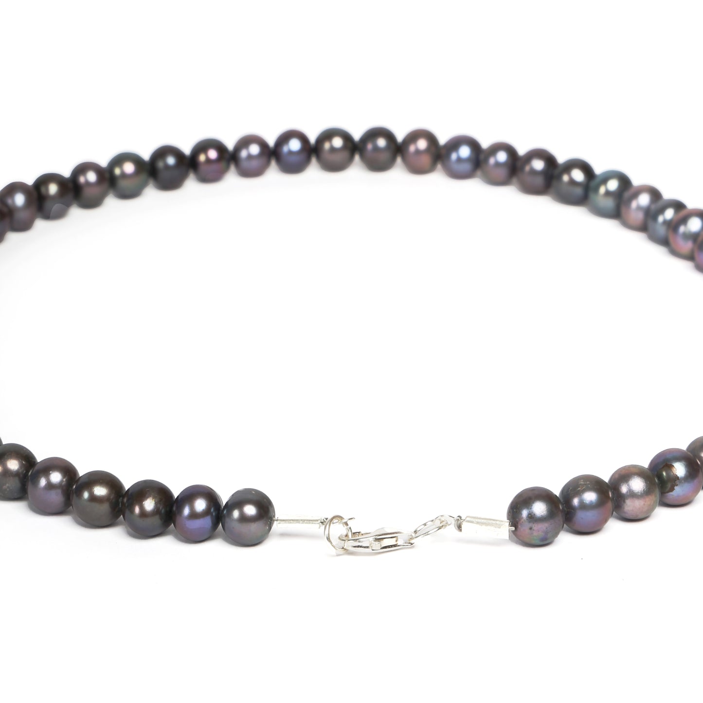 The Dark Blue Pearl Necklace