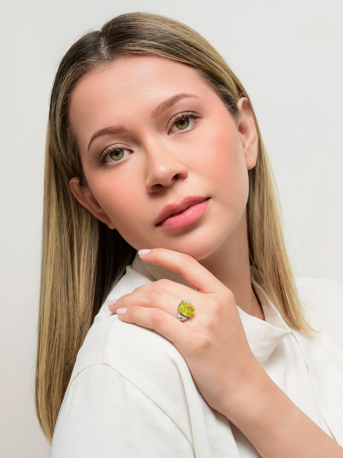 Green Zircon Oval Ring