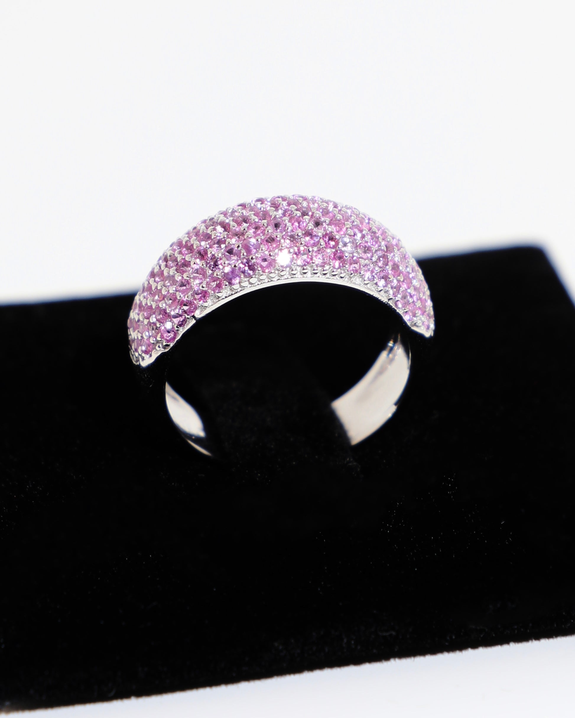 18K White Gold and Pink Sapphire Ring