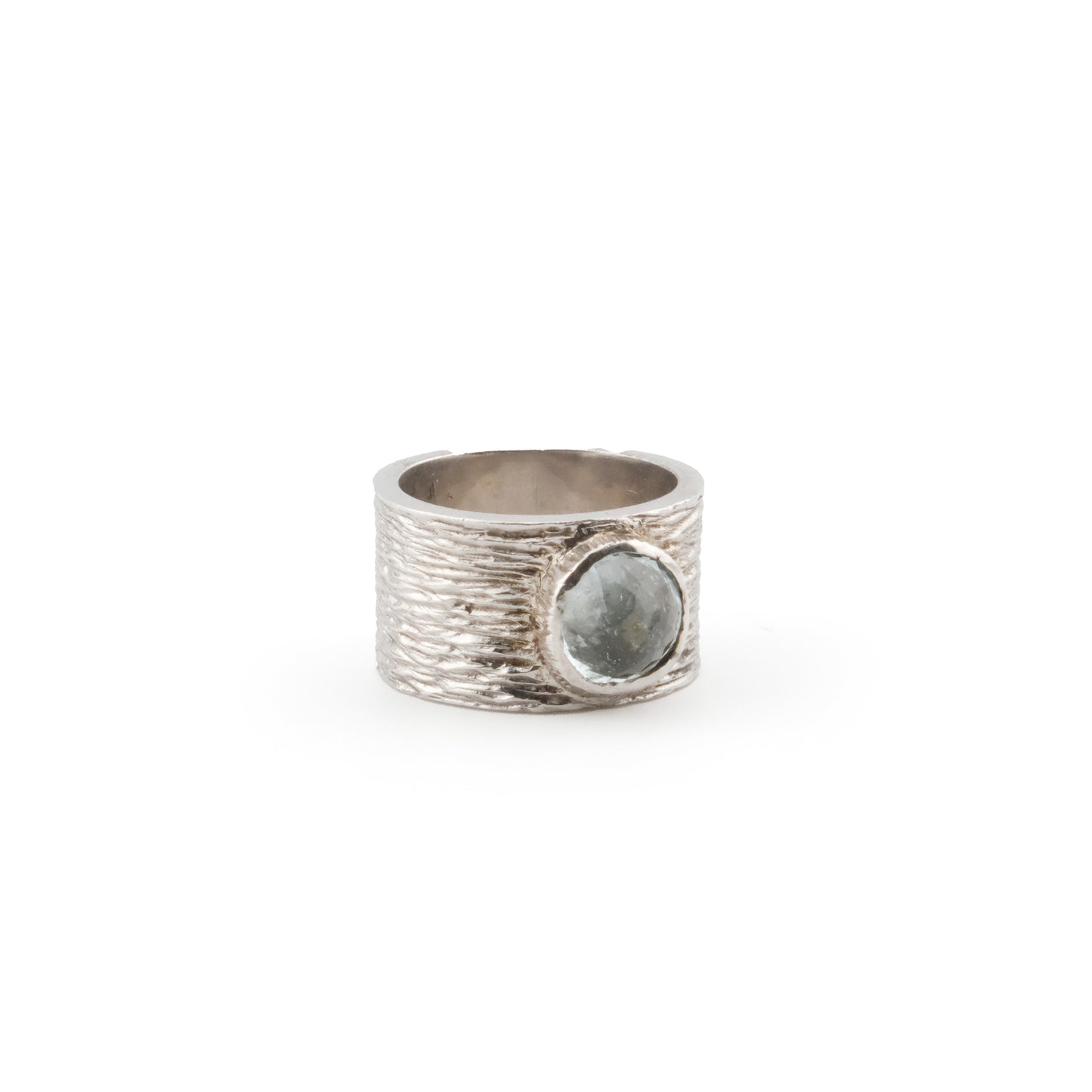 Unique pièces | Bague en Saphir bleu claire