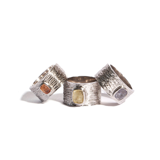 Unique pièces | Bague en Saphir bleu claire