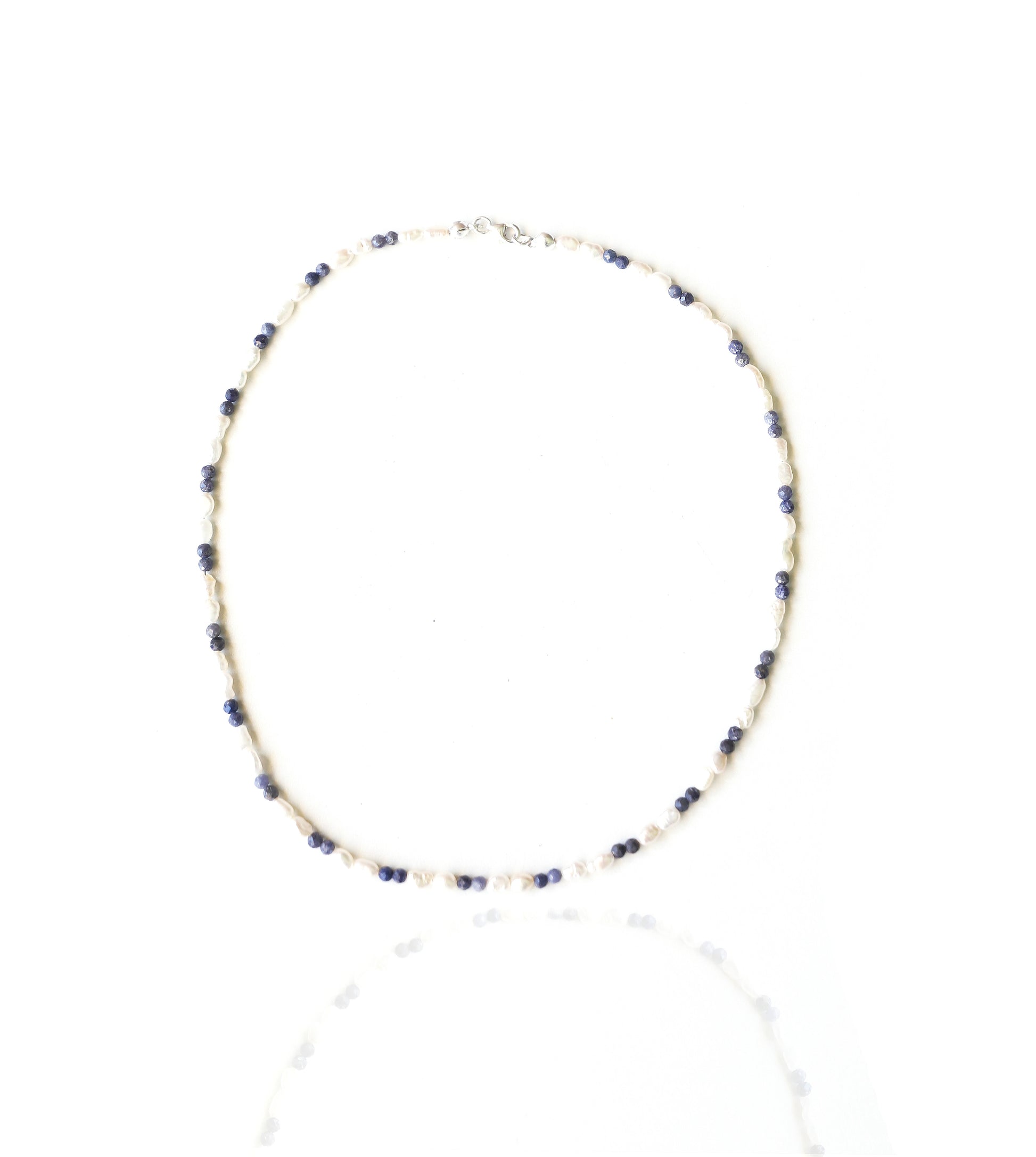 Collar de zafiros y perlas de agua dulce