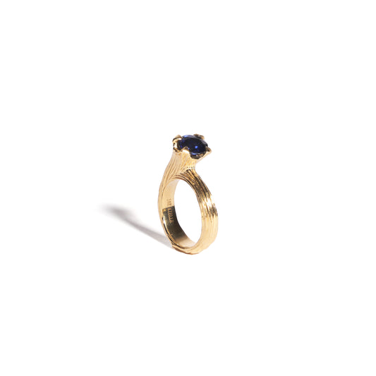 18K Gold Tulip and Sapphire Ring