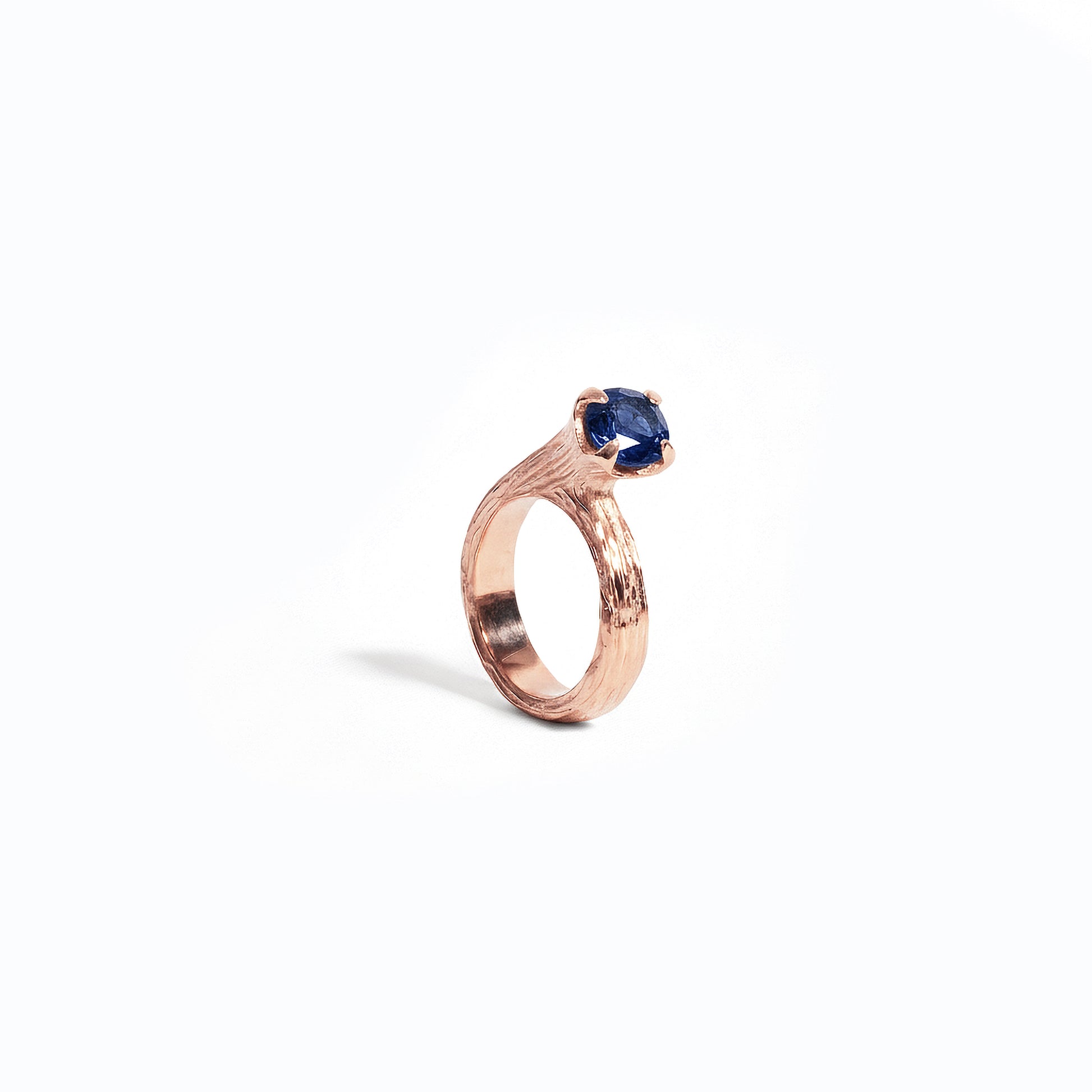 Tulipe | 18K Gold and Sapphire Ring