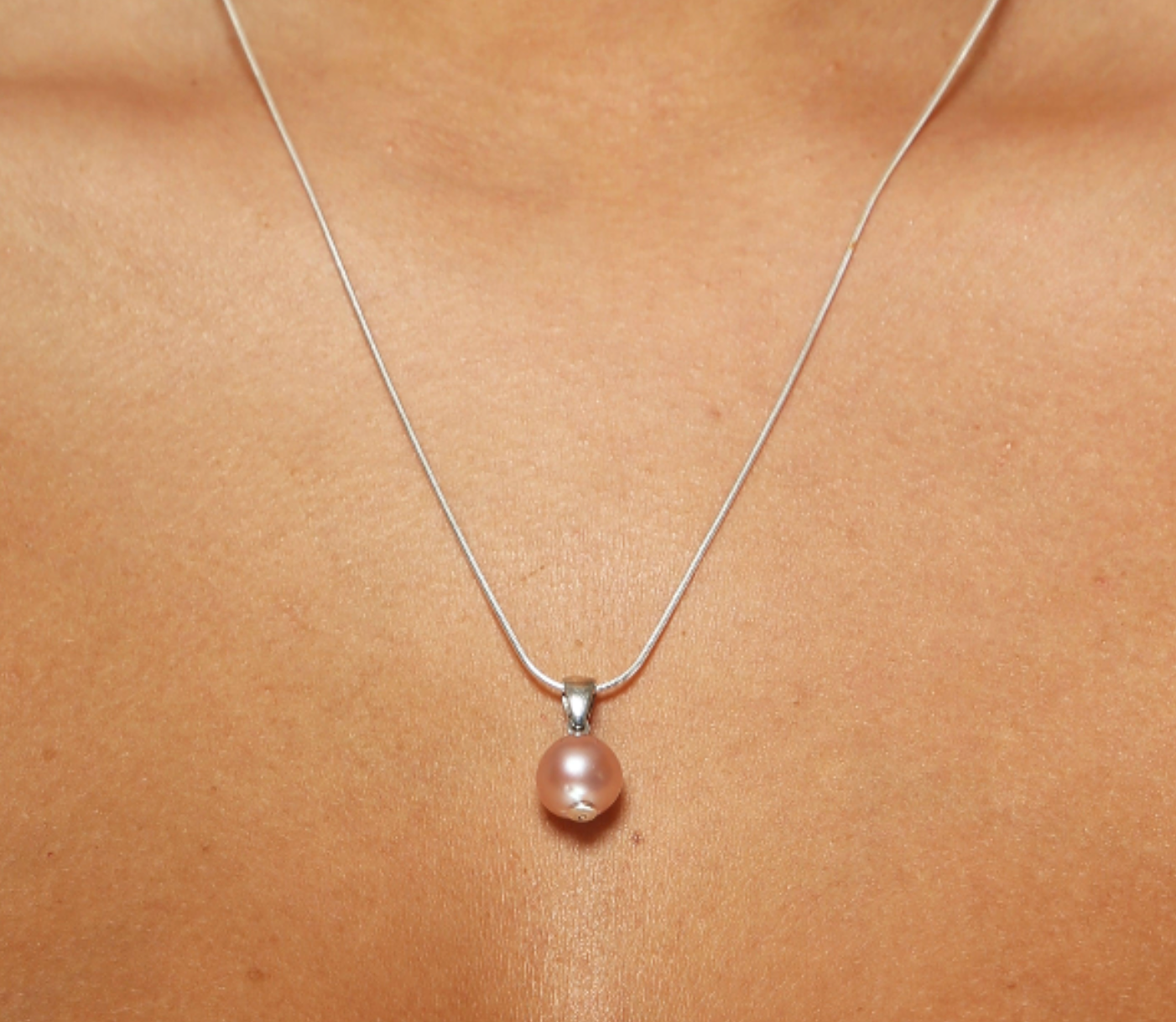 The Pink Pearl Pendant